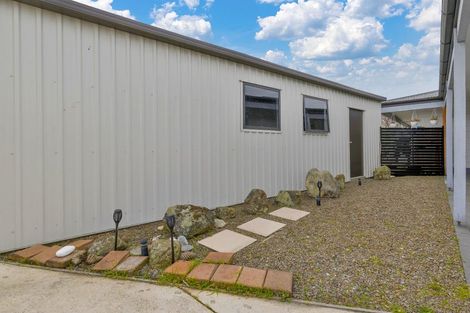 Photo of property in 28 Willock Street, Kaiapoi, 7630