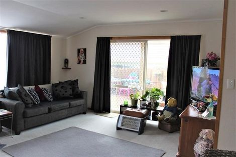 Photo of property in 1/11 Taiko Court, Northpark, Auckland, 2013