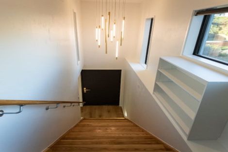 Photo of property in 4 Black Rock Road, Newlands, Wellington, 6037