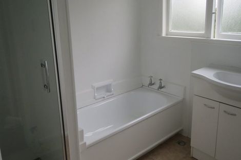 Photo of property in 3/5 Felton Mathew Avenue, St Johns, Auckland, 1072