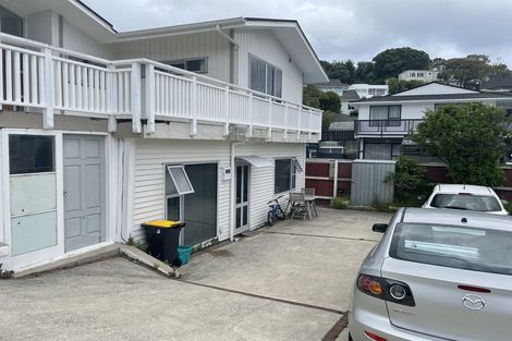 Photo of property in 1 Cherry Grove, Strathmore Park, Wellington, 6022