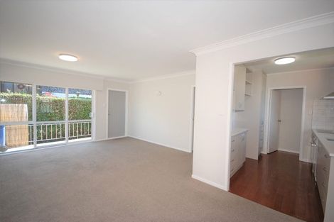 Photo of property in 1/279 Sunset Road, Sunnynook, Auckland, 0632