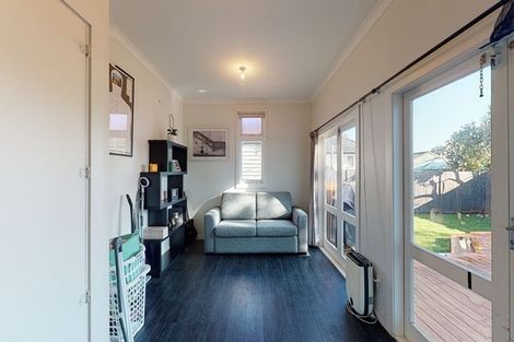 Photo of property in 28 Godwin Crescent, College Estate, Whanganui, 4500