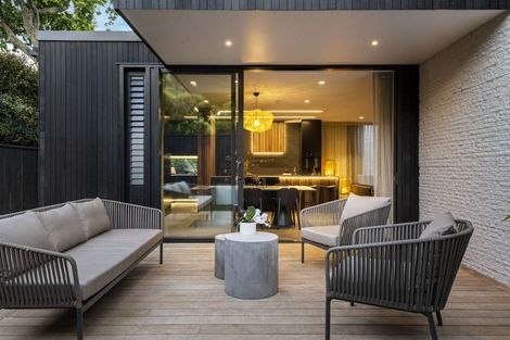 Photo of property in 2b O'neills Avenue, Takapuna, Auckland, 0622