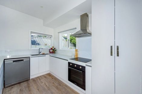 Photo of property in 44 Centaurus Road, Cashmere, Christchurch, 8022