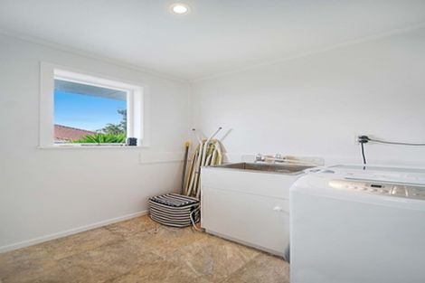 Photo of property in 1/41 Andrew Road, Howick, Auckland, 2010