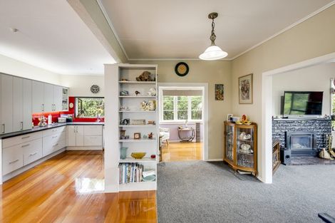 Photo of property in 8 Thompson Road, Bluff Hill, Napier, 4110