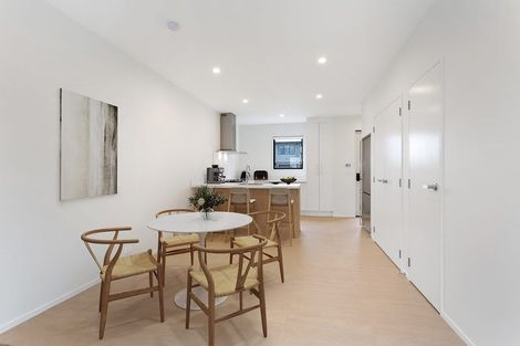 Photo of property in 8 Nuku Place, Manurewa, Auckland, 2102