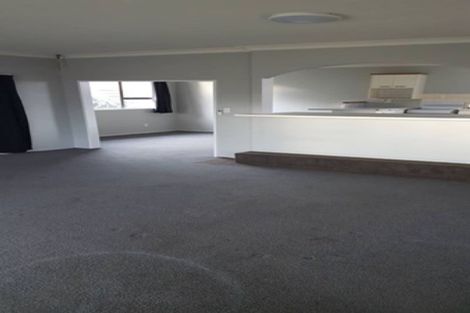 Photo of property in 18a Woodstock Place, Russley, Christchurch, 8042