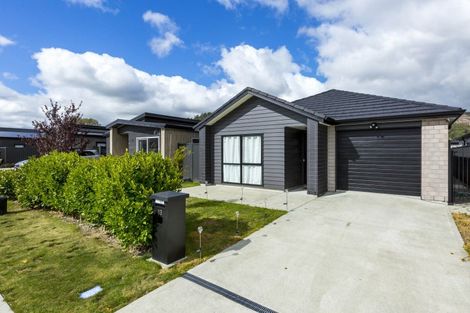 Photo of property in 13 Te Kaeaea Crescent, Wallaceville, Upper Hutt, 5018