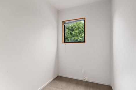 Photo of property in 4a Orewa Heights Crescent, Orewa, 0931