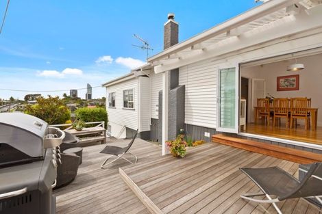 Photo of property in 1/10 Hart Road, Hauraki, Auckland, 0622