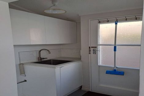 Photo of property in 43b Cypress Drive, Maungaraki, Lower Hutt, 5010