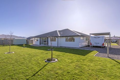 Photo of property in 7 Claremont Crescent, Amberley, 7410