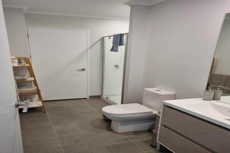 Photo of property in 3/71 Hobsonville Road, Hobsonville, Auckland, 0616