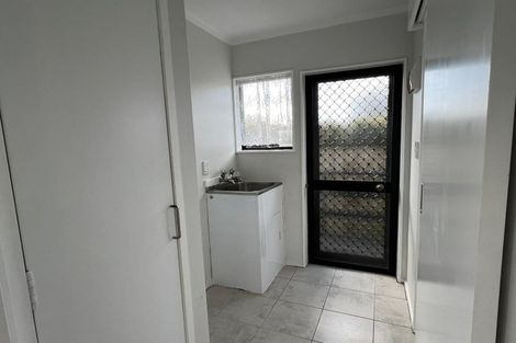 Photo of property in 1/1 Taikata Road, Te Atatu Peninsula, Auckland, 0610