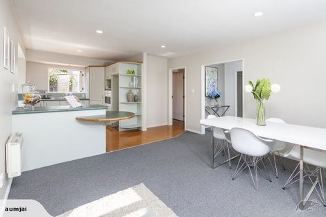 Photo of property in 14 Ribbonwood Crescent, Goodwood Heights, Auckland, 2105