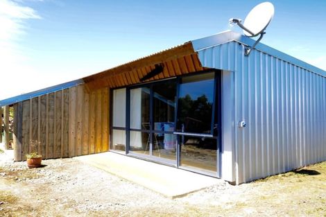 Photo of property in 192 Waihao Back Road, Waimate, 7979