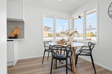 Photo of property in 8 Dalesford Street, Silverdale, Hamilton, 3216