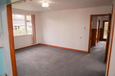 Photo of property in 112 Avonhead Road, Avonhead, Christchurch, 8042