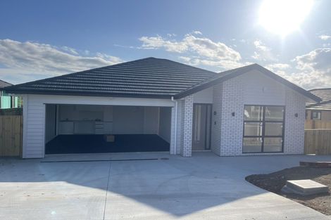 Photo of property in 12 Paul Way, Pokeno, 2402