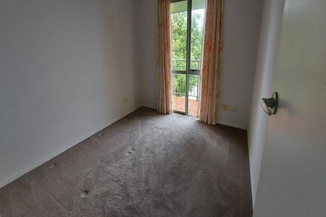 Photo of property in 1 Mt Lebanon Lane, Henderson, Auckland, 0612