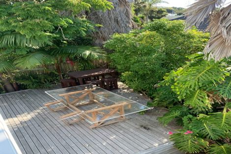 Photo of property in 2/14 Finchley Road, Torbay, Auckland, 0630