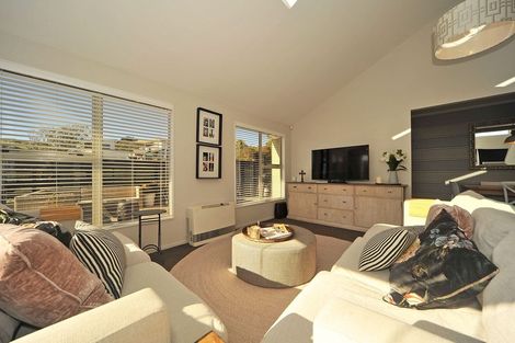 Photo of property in 74 Kentwood Drive, Woodridge, Wellington, 6037