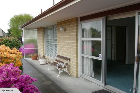 Photo of property in 1/77 Memorial Avenue, Ilam, Christchurch, 8053