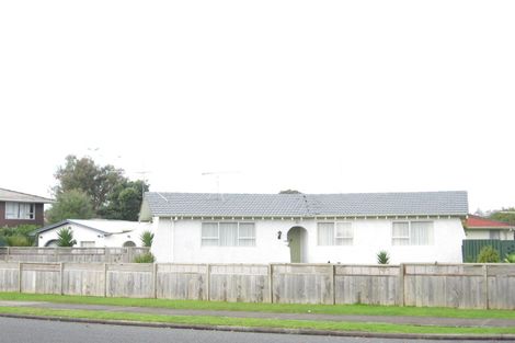 Photo of property in 44 Casuarina Road, Half Moon Bay, Auckland, 2012