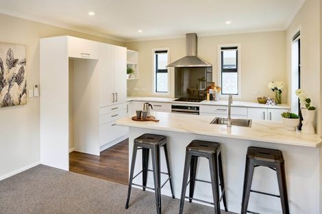 Photo of property in 18b Royal Street, Upper Hutt Central, Upper Hutt, 5018