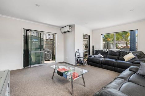 Photo of property in 1 Puarangi Lane, Stanmore Bay, Whangaparaoa, 0932