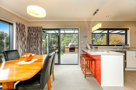 Photo of property in 9 Aspen Place, Whalers Gate, New Plymouth, 4310