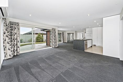 Photo of property in 17 Josephine Crescent, Aidanfield, Christchurch, 8025