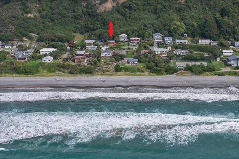 Photo of property in 28 Moody Street, Gore Bay, Cheviot, 7383