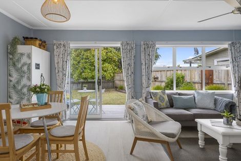 Photo of property in 1/17 Rainbow Drive, Rainbow Point, Taupo, 3330