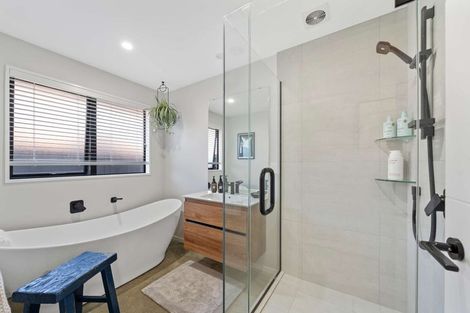 Photo of property in 21 Leader Street, Marshland, Christchurch, 8083