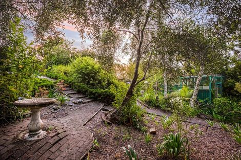 Photo of property in 470 Don Buck Road, Massey, Auckland, 0614