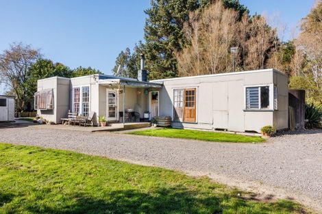 Photo of property in 1 Farmer Street, Sanson, 4817