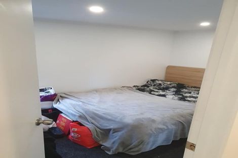 Photo of property in 15 Maori Hut Road, Red Beach, 0932