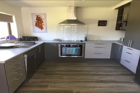 Photo of property in 15 Filmer Place, Melville, Hamilton, 3206