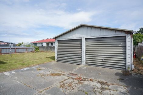 Photo of property in 17 Paisley Street, Kew, Invercargill, 9812