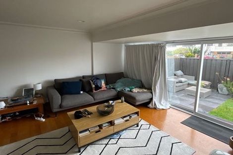 Photo of property in 2/369 Maunganui Road, Mount Maunganui, 3116