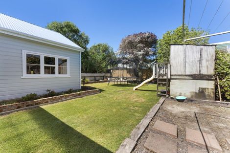 Photo of property in 154 Kings Crescent, Hutt Central, Lower Hutt, 5010