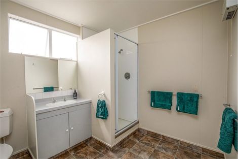 Photo of property in 72 Royal Terrace, Alexandra, 9320