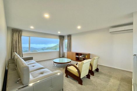 Photo of property in 11 Hislop Way, Johnsonville, Wellington, 6037