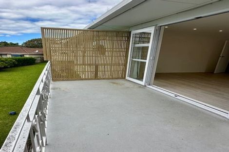 Photo of property in 6/133 Shakespeare Road, Milford, Auckland, 0620