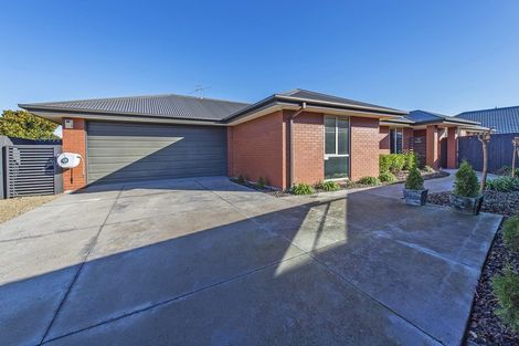 Photo of property in 11 Globe Bay Drive, Templeton, Christchurch, 8042