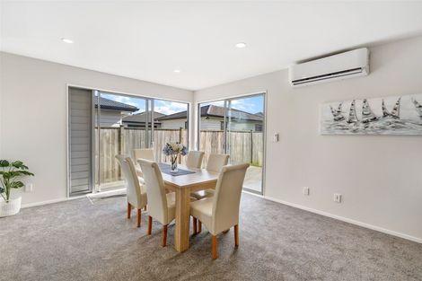 Photo of property in 23 Hollowout Street, Takanini, 2112