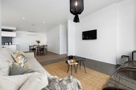 Photo of property in 15 Stackbrae Avenue, Wanaka, 9305